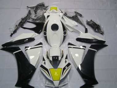 En Blanco & Negro 12-16 CBR1000RR Carenado